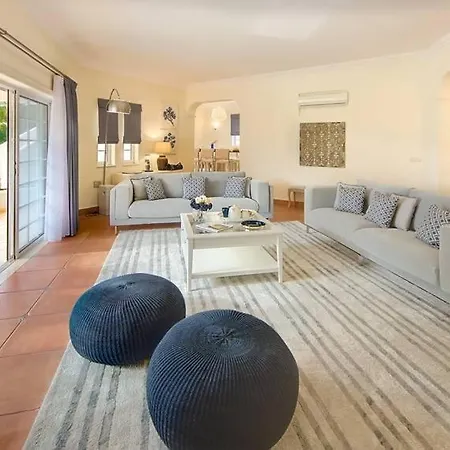 Sleeps 8 Pool Air Con T479975